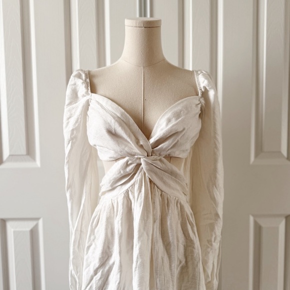 Topshop Twist Cut Out Mini Tea Dress in Ivory with Long Balloon Sleeves Size M - Picture 10 of 10